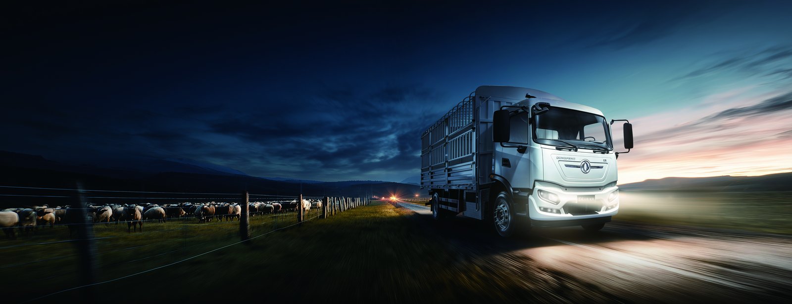Dongfeng KT5J electric flatbed cargo truck
