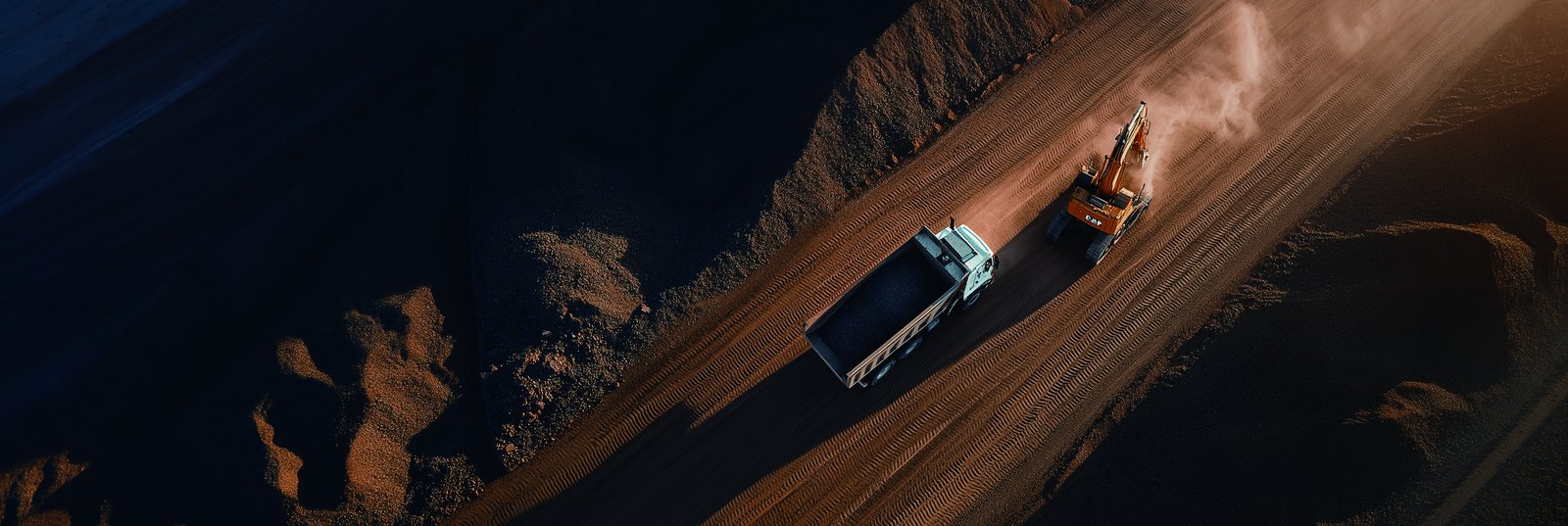 Dongfeng KTA1 electric construction tipper